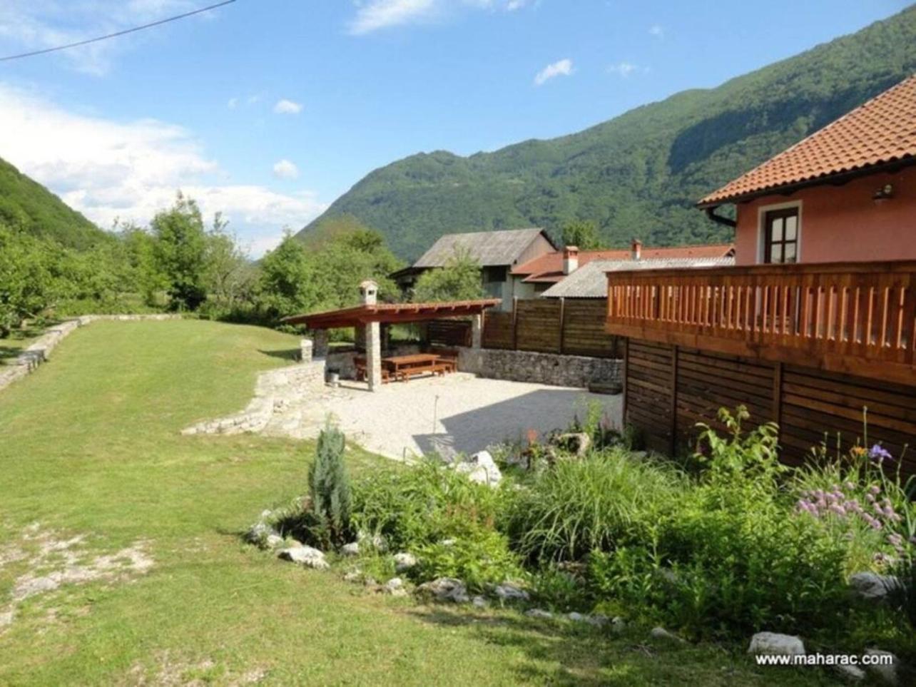 House Maharac With 3 Apartments Till 18 Persons Kamno Exterior photo